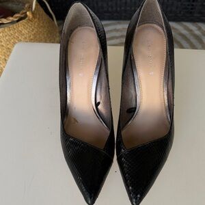 Zara Black Textured Pointed-Toe Pumps